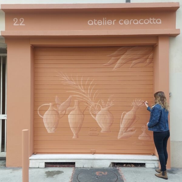 Devanture Ceracotta Atelier Ceracotta Devanture Commerce Marseille Fresque murale Fresque murale Marseille Peinture vases Lettrage peinture commerce